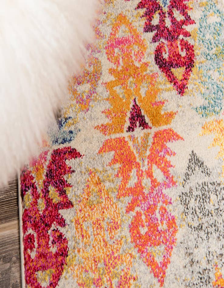Detail image of 2' 7 x 10' Washable Santa Fe Runner Rug