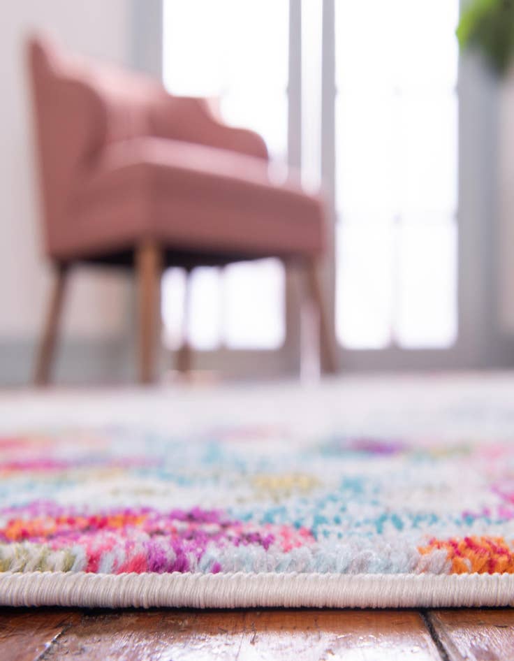Detail image of 2' 7 x 12'  Washable Spectrum Runner Rug