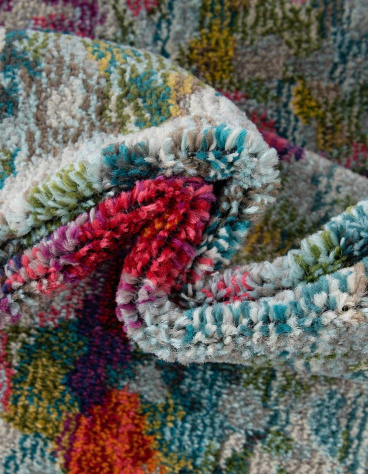 Detail image of 2' 7 x 10'  Washable Spectrum Runner Rug