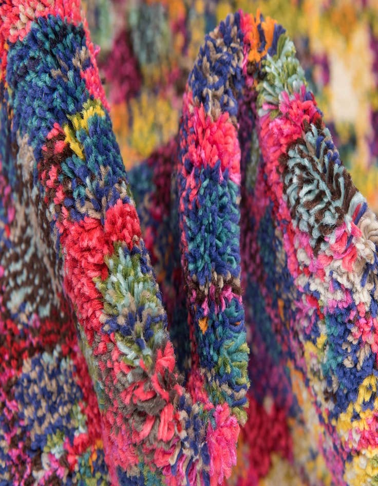 Detail image of 2' 2 x 6'  Washable Spectrum Runner Rug