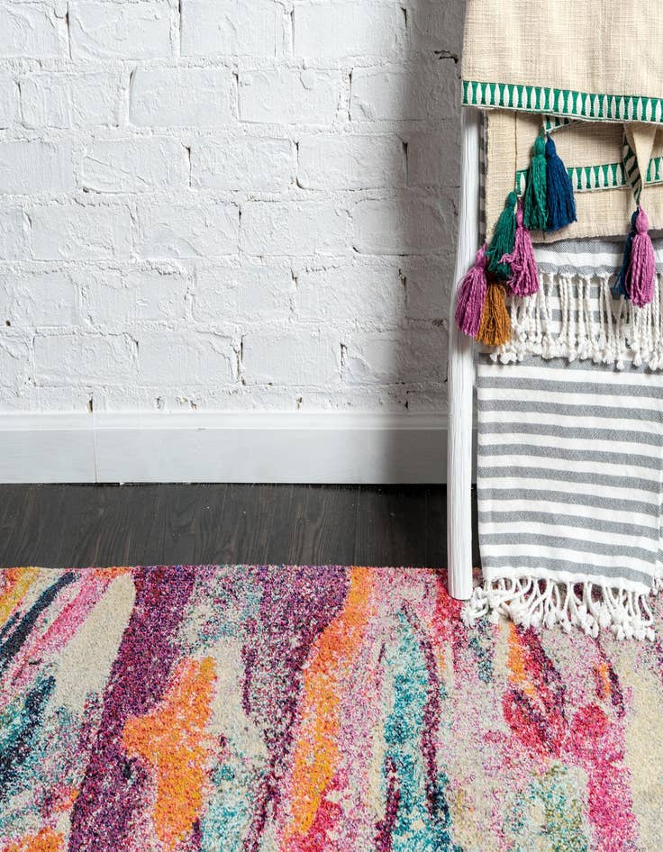 Detail image of 2' 7 x 10' Washable Theia Runner Rug