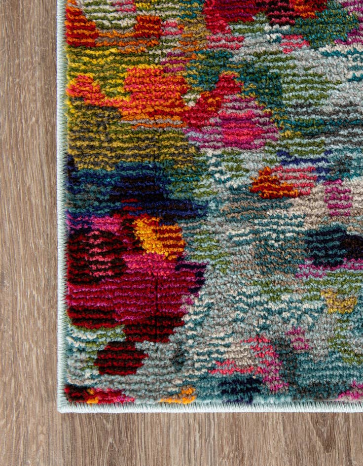 Detail image of 2' 7 x 12' Washable Theia Runner Rug