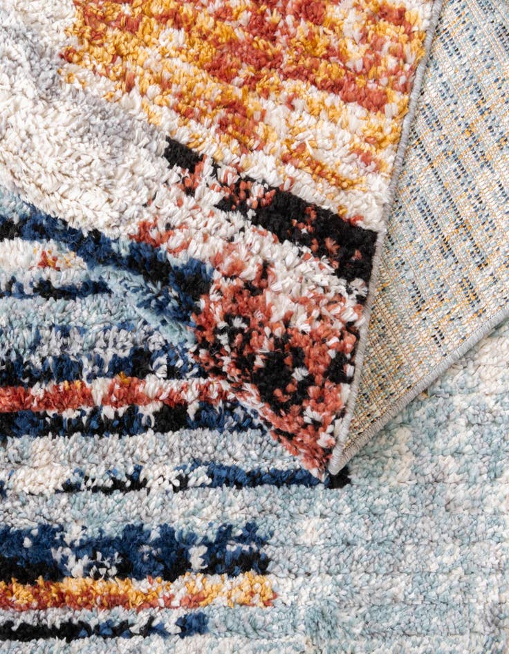 Detail image of 2' 7 x 12' Tucson Runner Rug