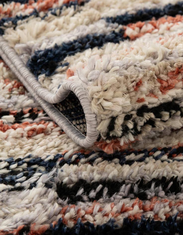 Detail image of 2' 7 x 12' Tucson Runner Rug
