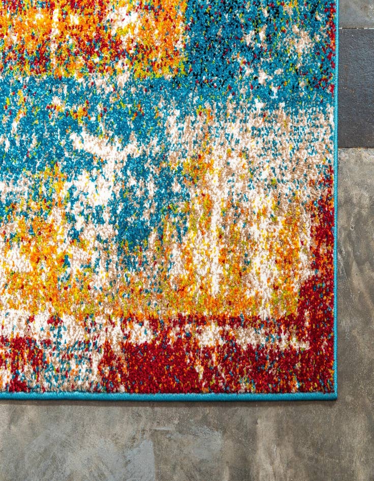 Detail image of 2' x 6' Venice Runner Rug
