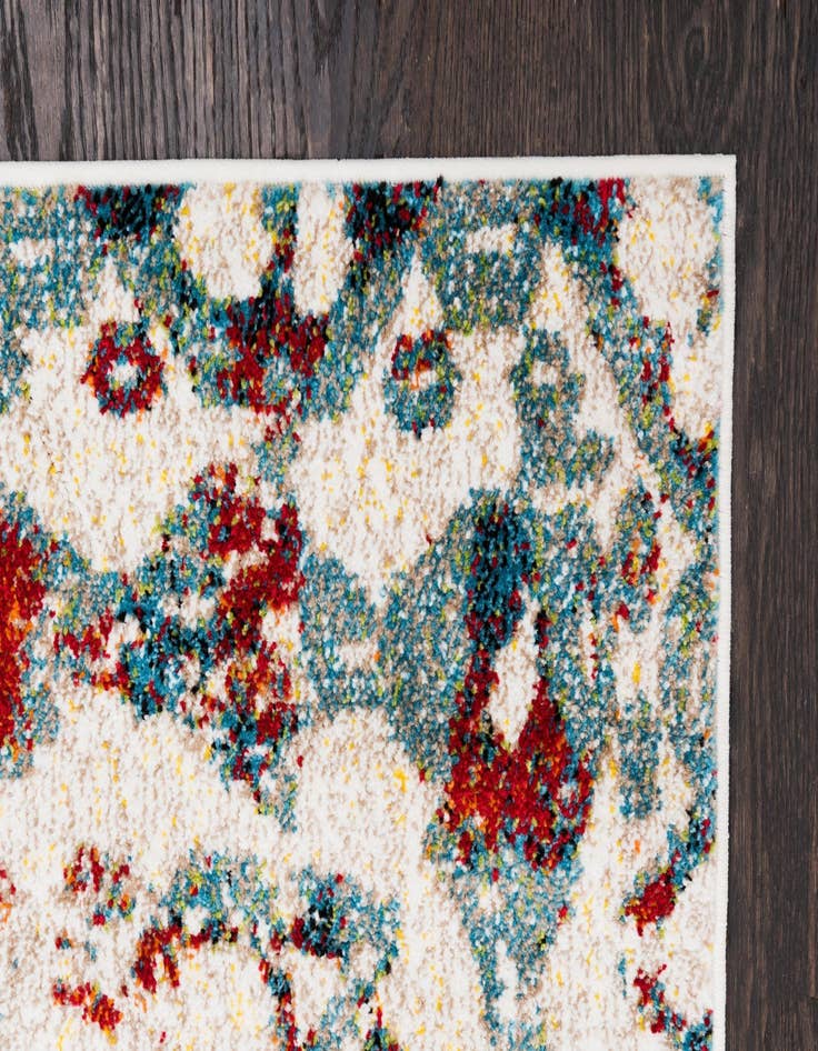 Detail image of 2' x 6' Venice Runner Rug