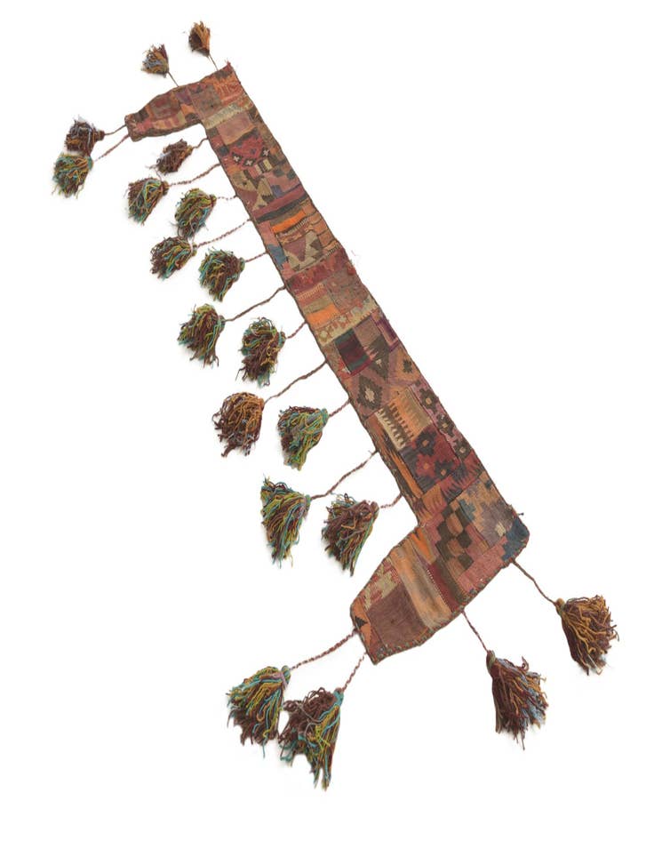 Detail image of 1' 9 x 6' 10  Hand Woven Wall Art Wool Runner Rug