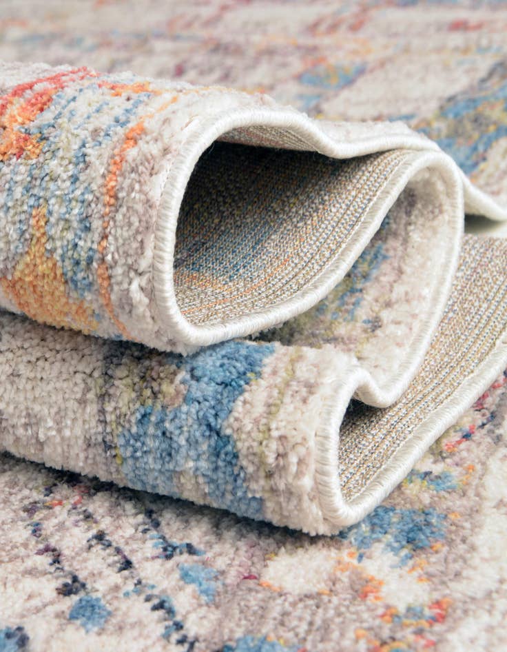 Detail image of 2' 7 x 8' 2 Williamsburg Runner Rug