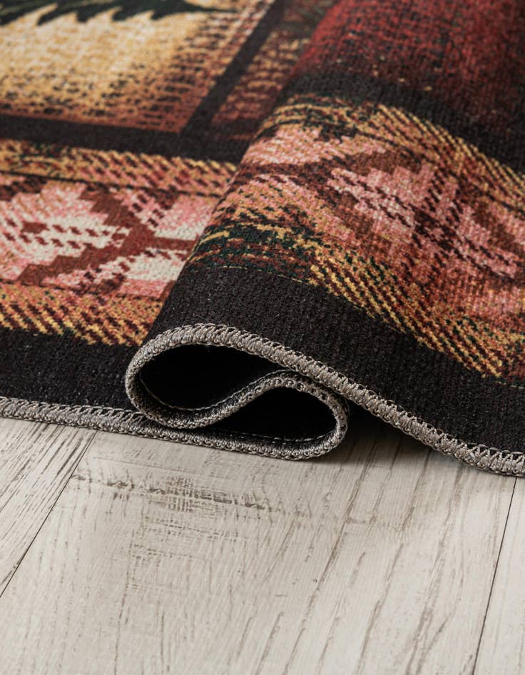 Detail image of 2' 7 x 10' Yara Runner Rug