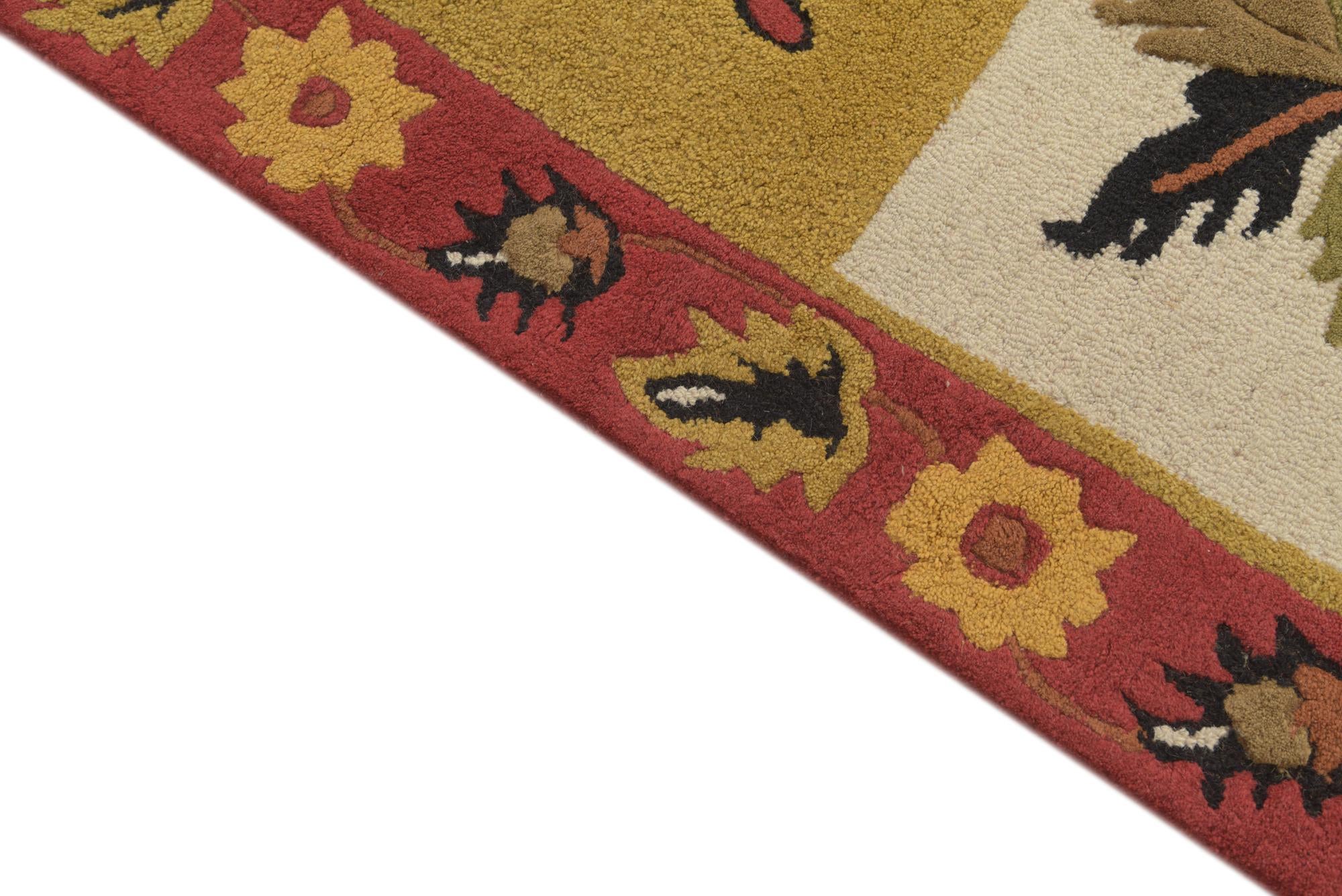 7' 8 x 9' 7 Agra Square Rug