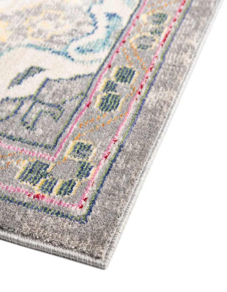 Detail image of 6' 7 x 6' 7 Alexis Square Rug