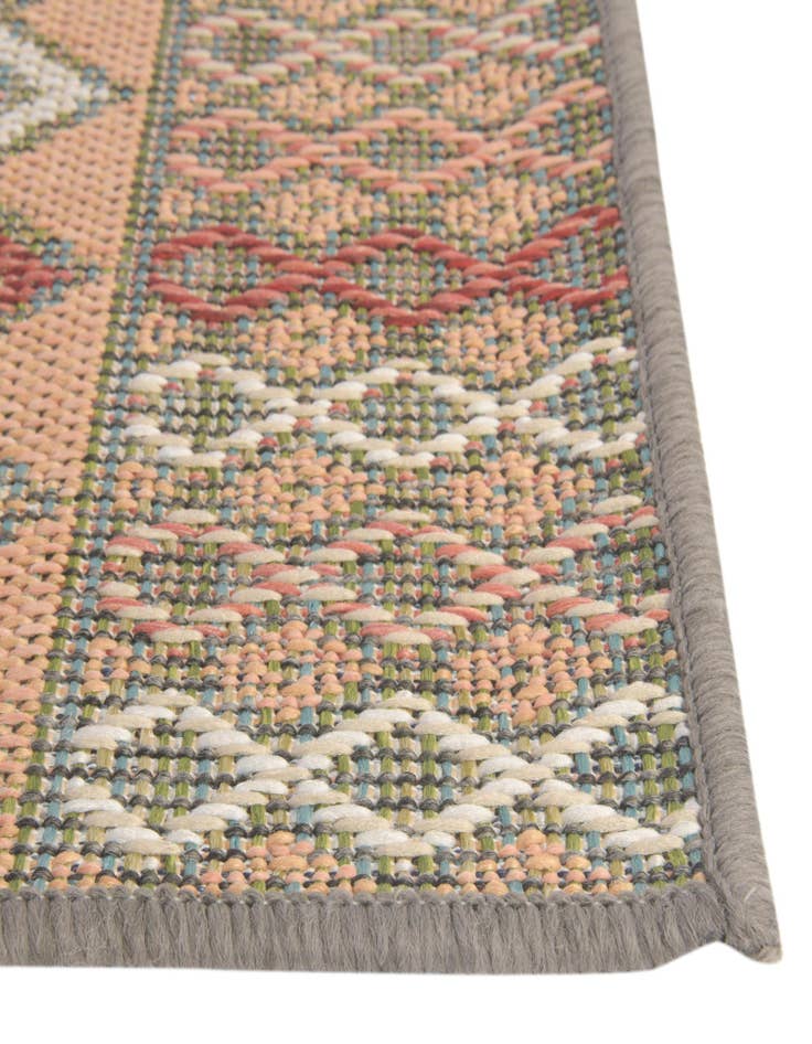 Detail image of 5' 3 x 5' 3 Easy-Clean Baja Indoor / Outdoor Square Rug
