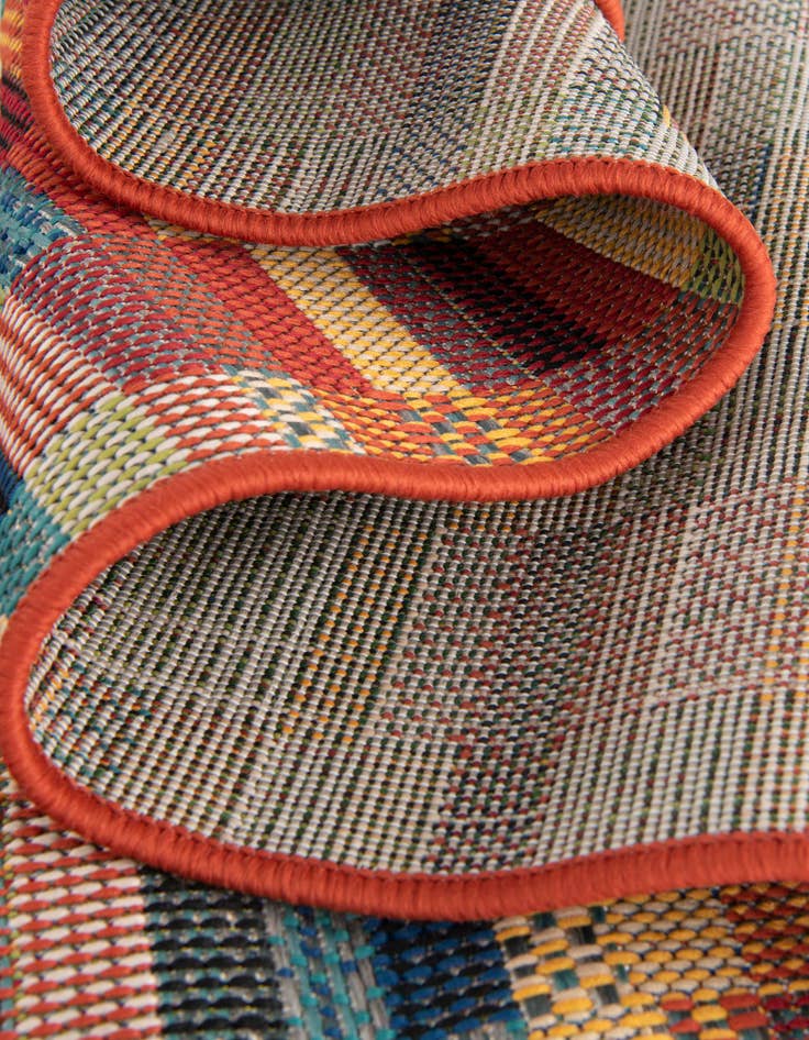 Detail image of 10' x 10'  Washable Baja Indoor / Outdoor Square Rug