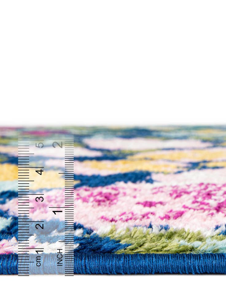 Detail image of 7' 10 x 7' 10 Bloom Square Rug