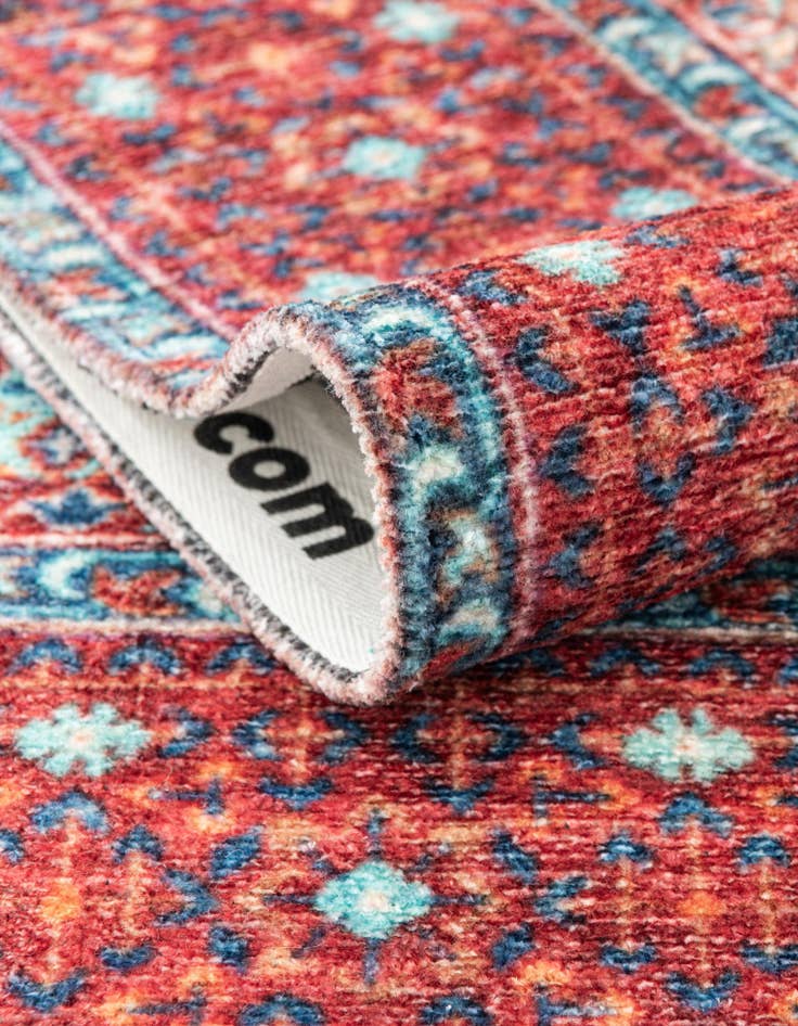 Detail image of 7' 9 x 7' 9 Boutique Square Rug