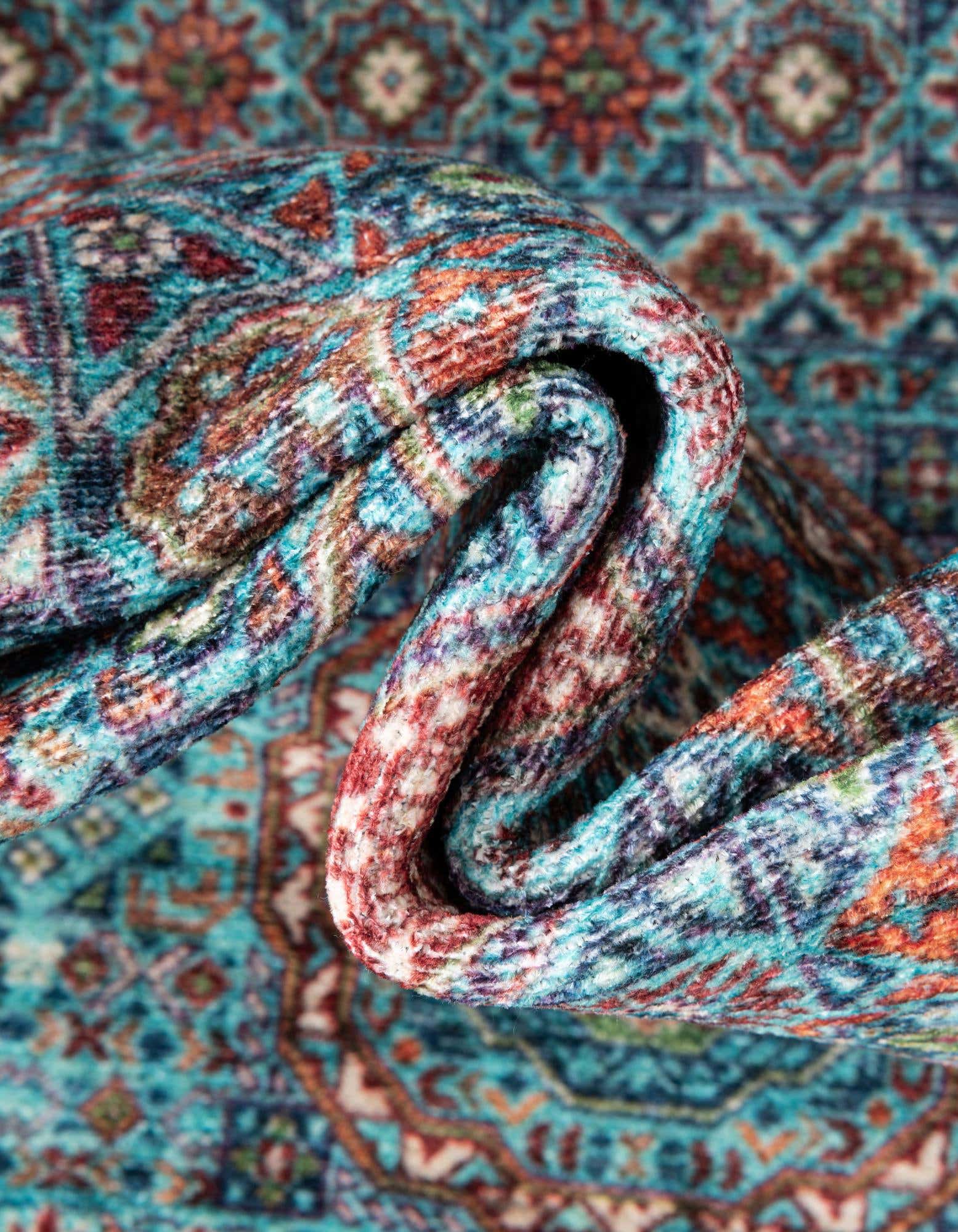 7' 9 x 7' 9 Boutique Square Rug