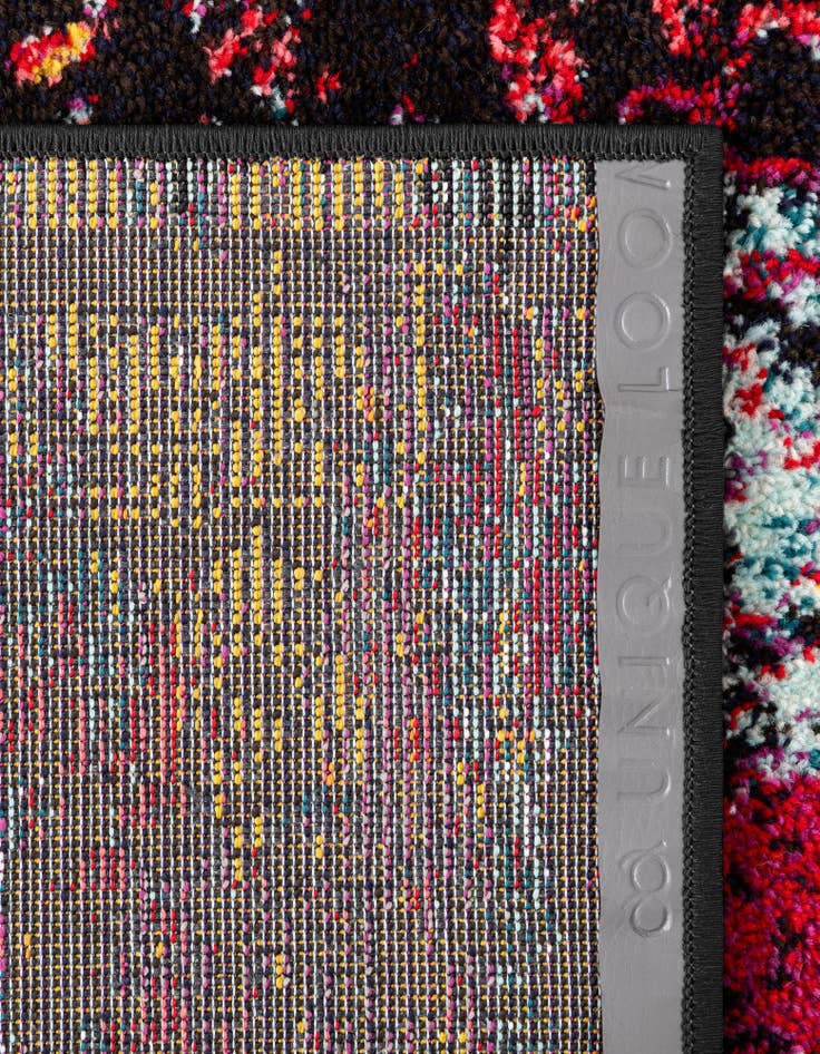 Detail image of 7' 10 x 7' 10 Carrington Square Rug
