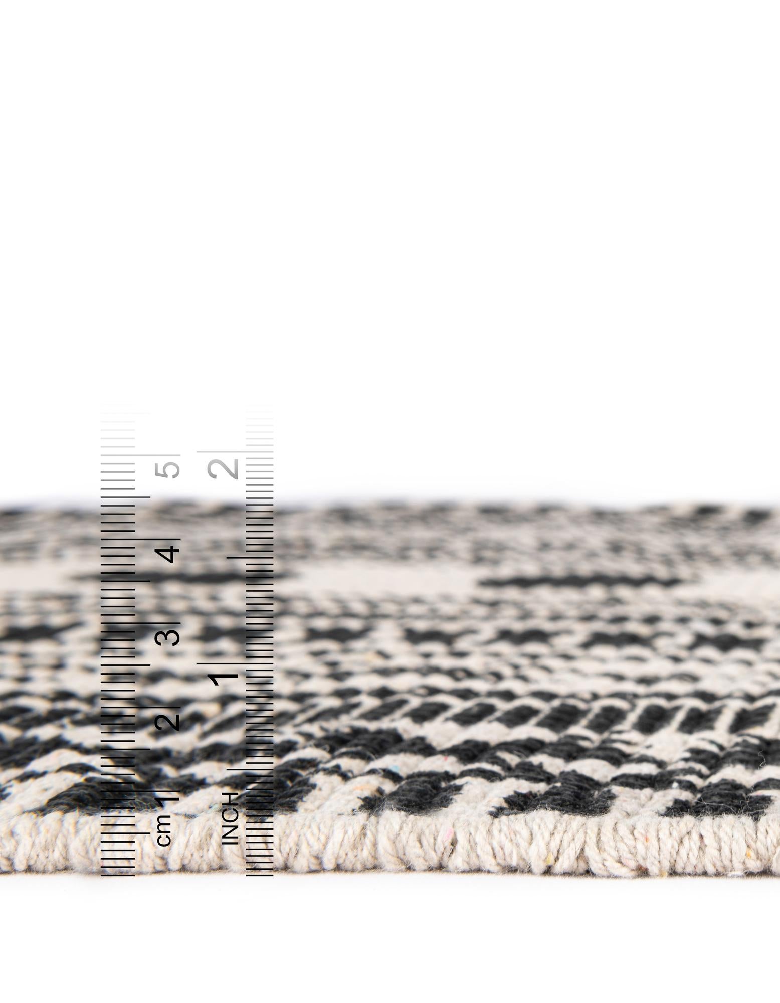7' 10 x 7' 10 Hand Braided Chindi Cotton Square Rug
