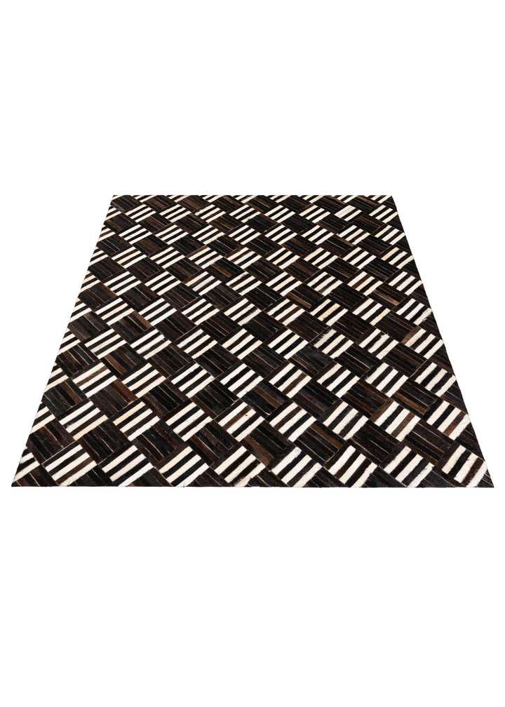 6' x 6' 7 Cowhide Stocks Square Rug