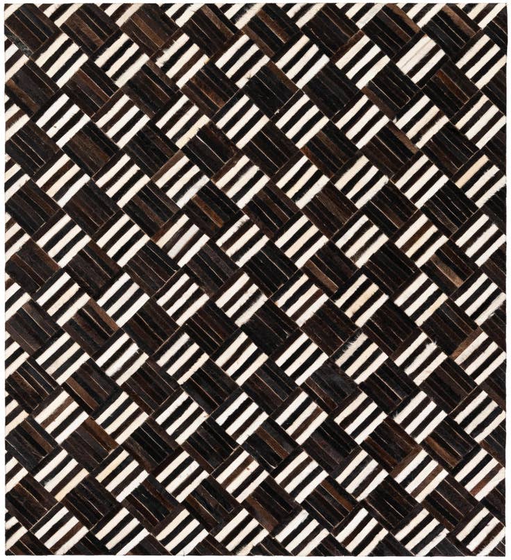 Detail image of 6' x 6' 7 Cowhide Stocks Square Rug