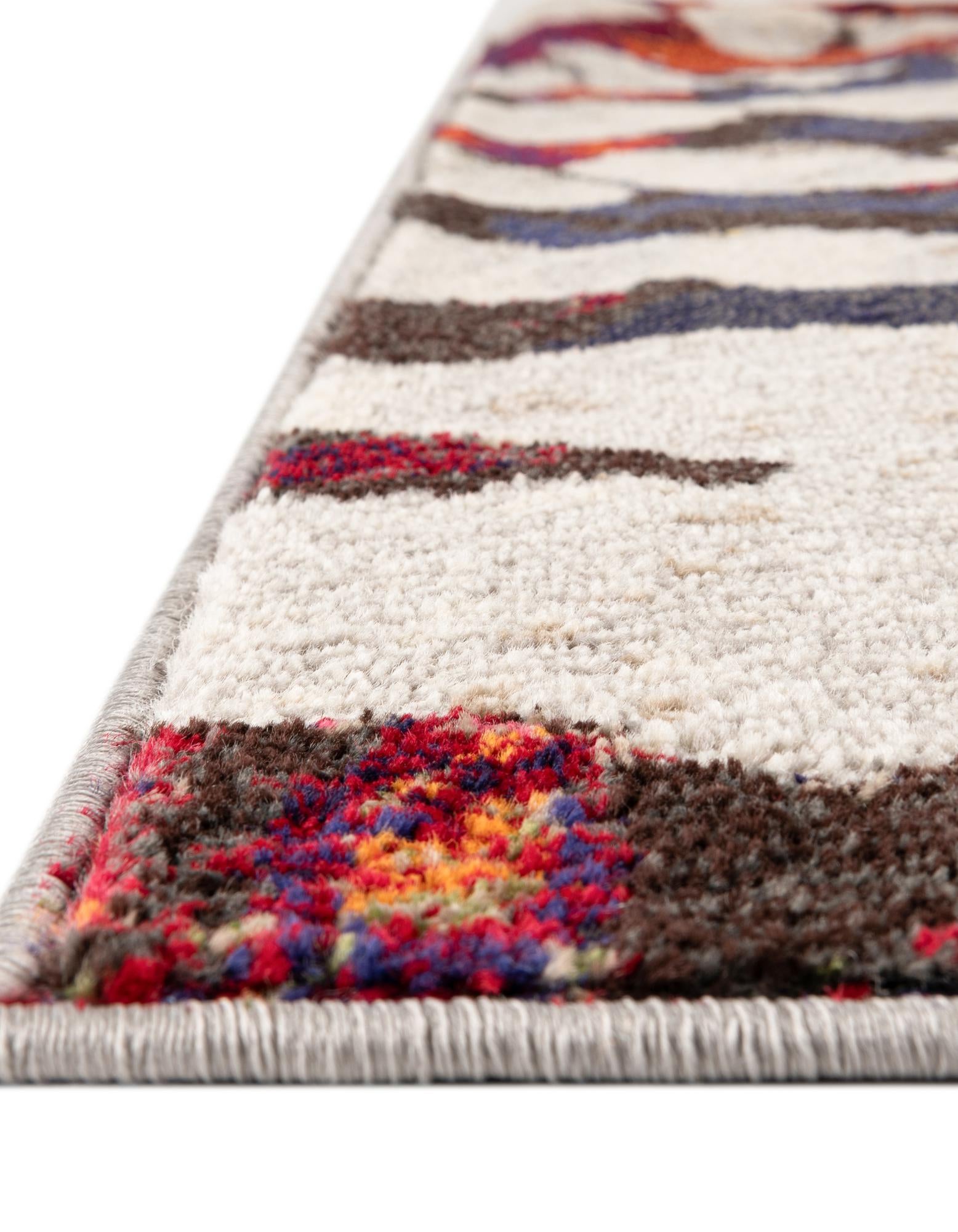 5' 3 x 5' 3 Washable Haerfest Square Rug