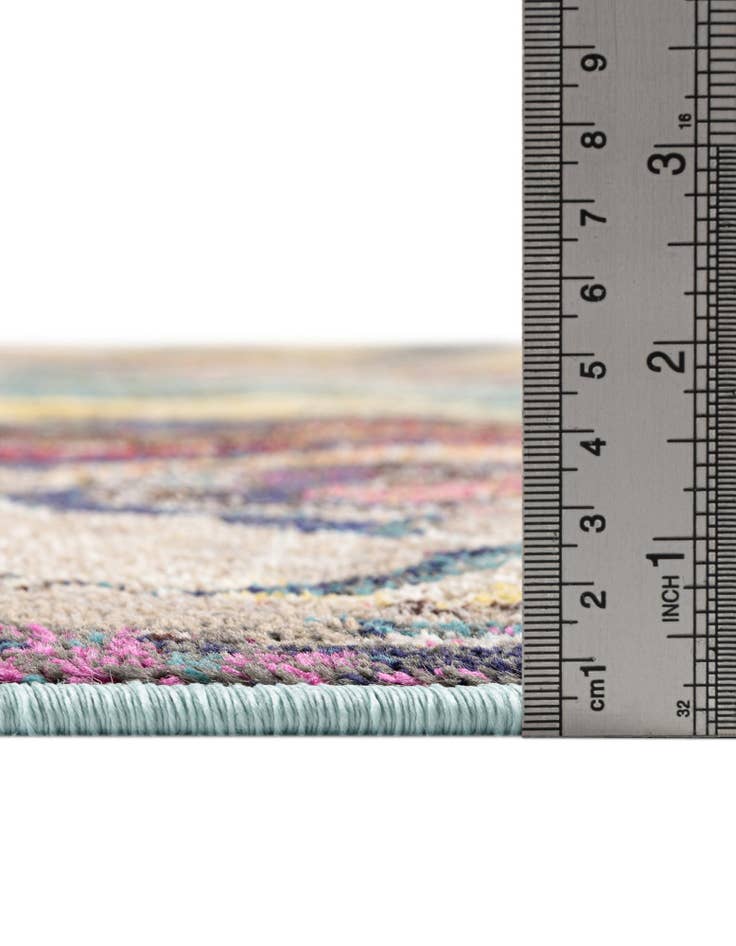 Detail image of 5' 3 x 5' 3 Washable Haerfest Square Rug