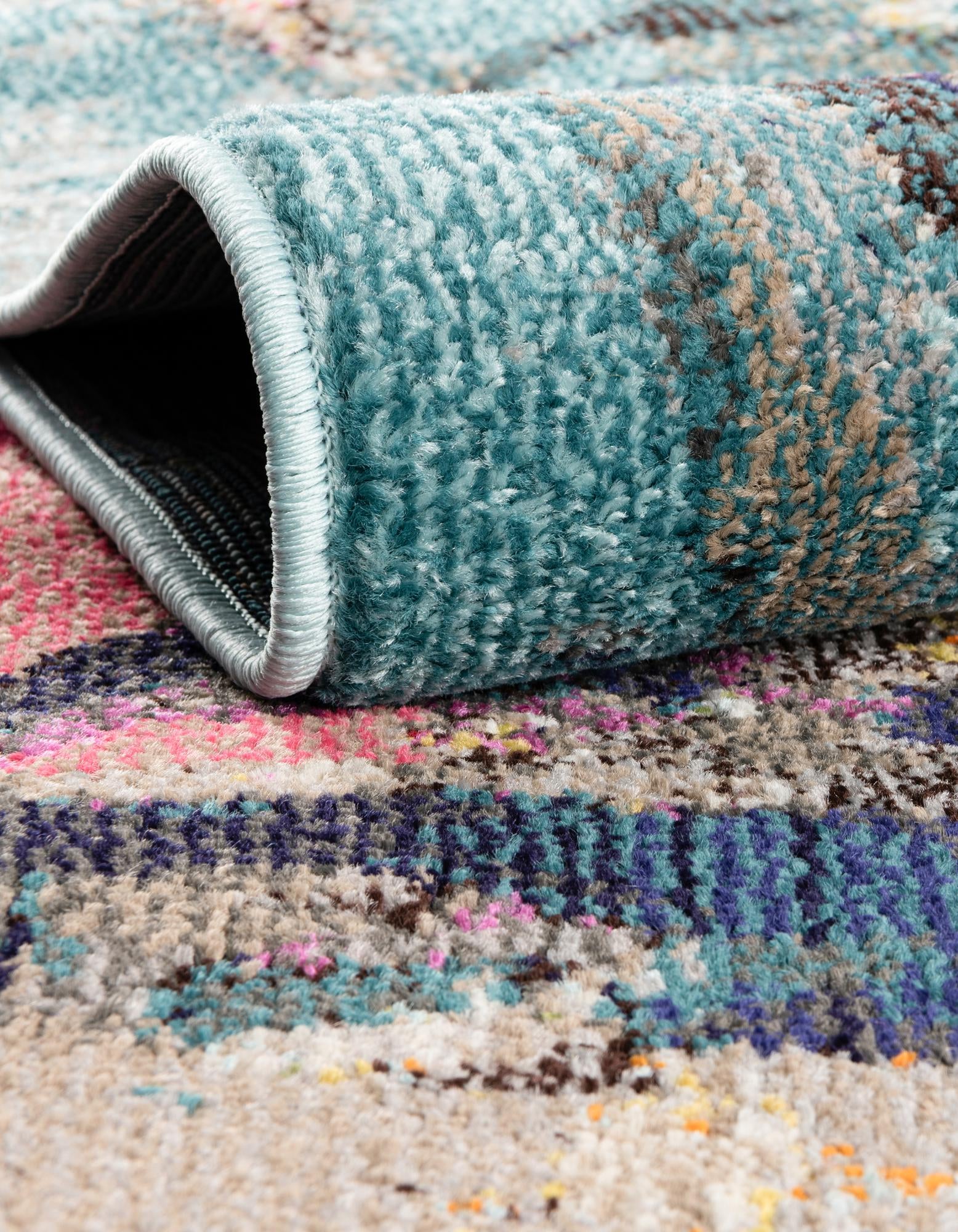 5' 3 x 5' 3 Washable Haerfest Square Rug