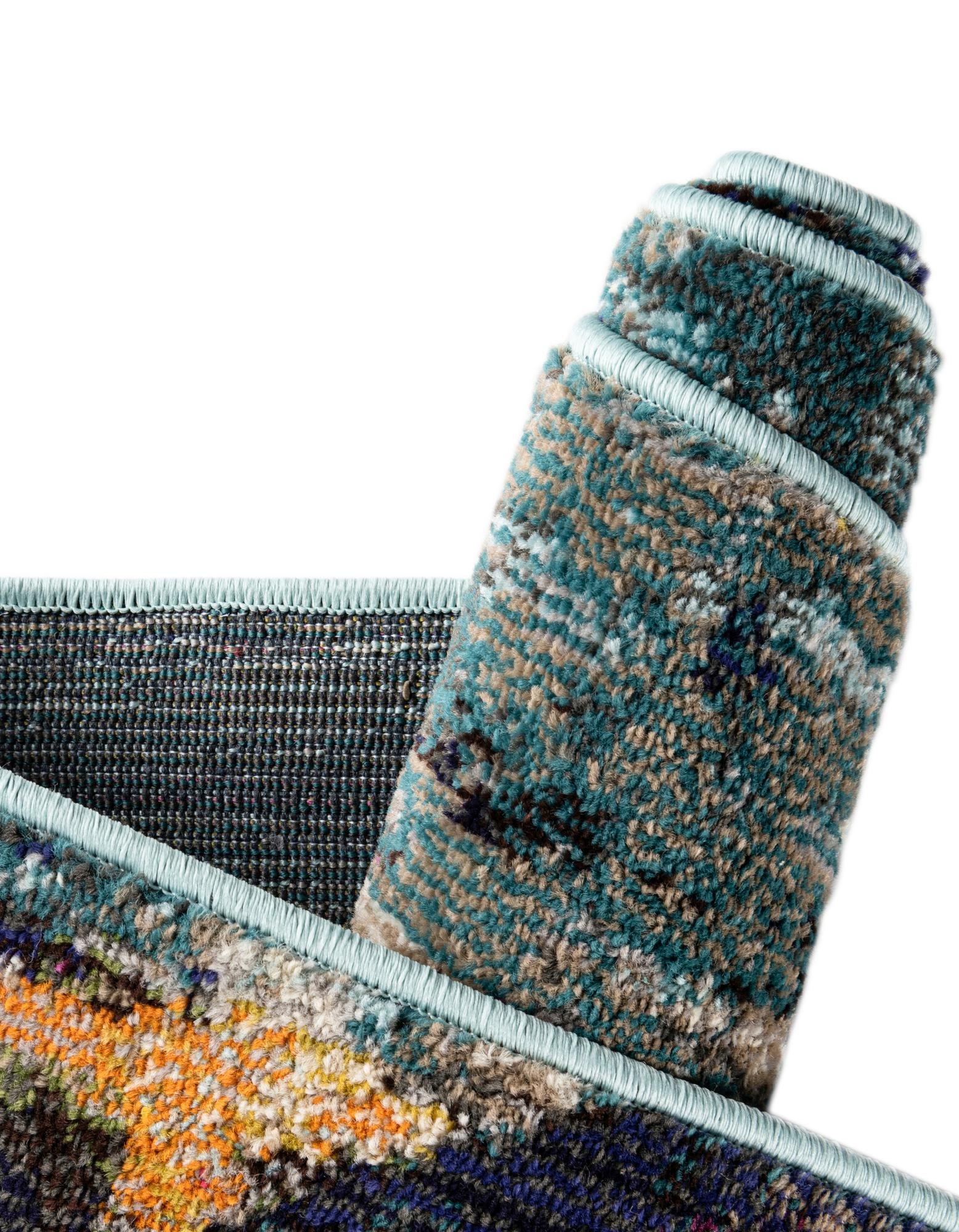 5' 3 x 5' 3 Washable Haerfest Square Rug