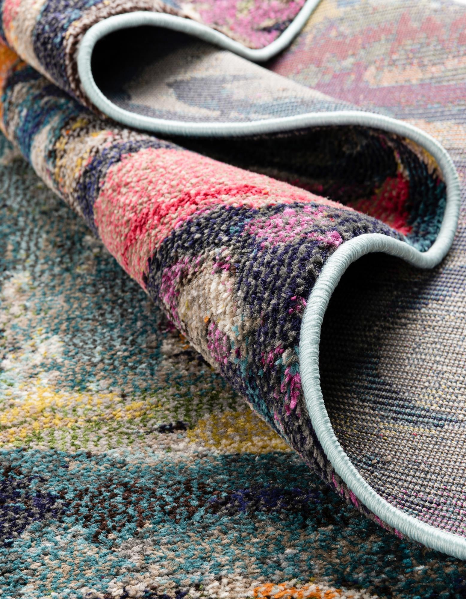 5' 3 x 5' 3 Washable Haerfest Square Rug