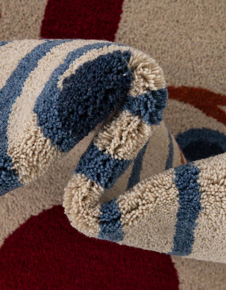 Detail image of 6' 1 x 6' 1 Handtufted Wool Square Rug