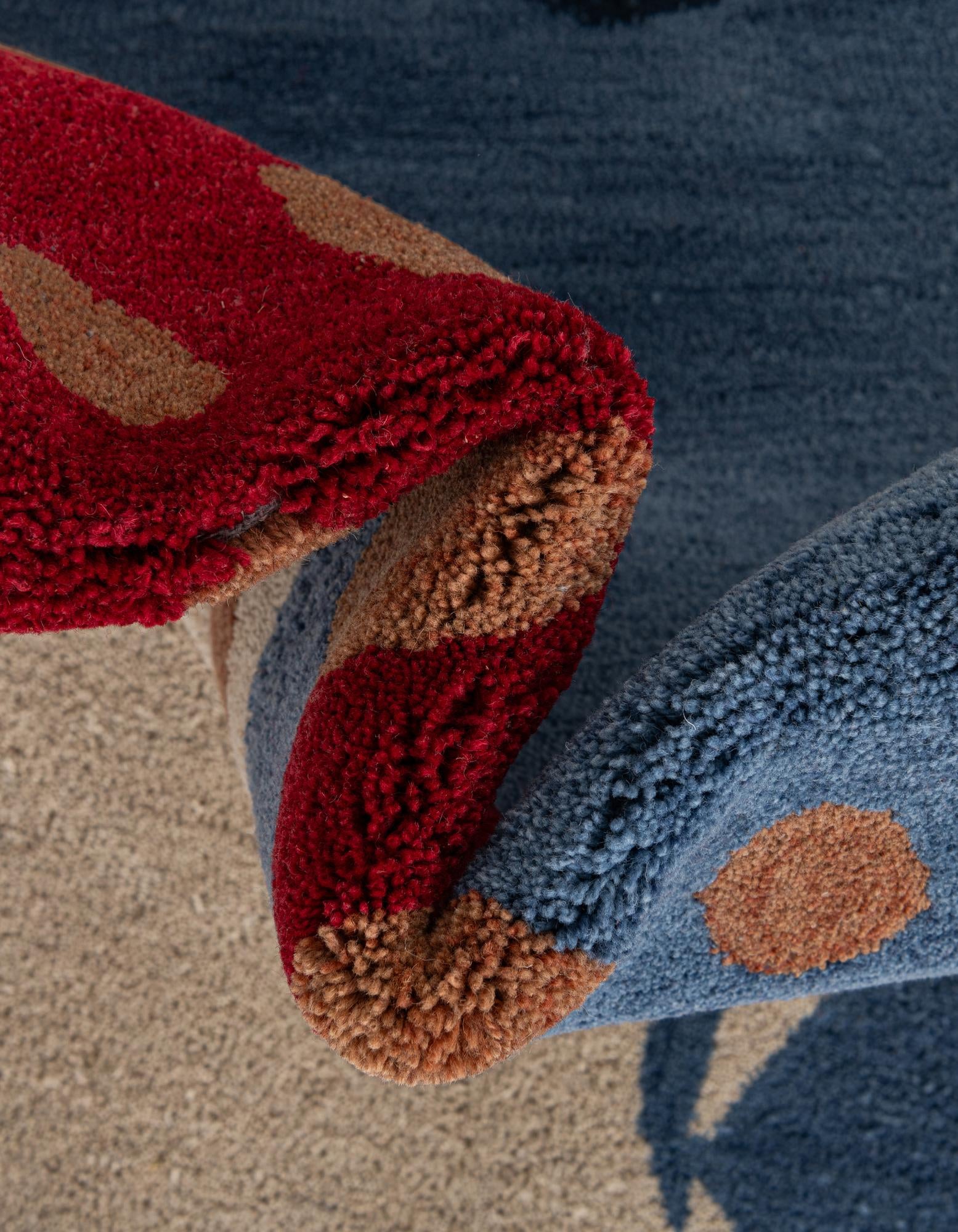 6' 1 x 6' 1 Handtufted Wool Square Rug