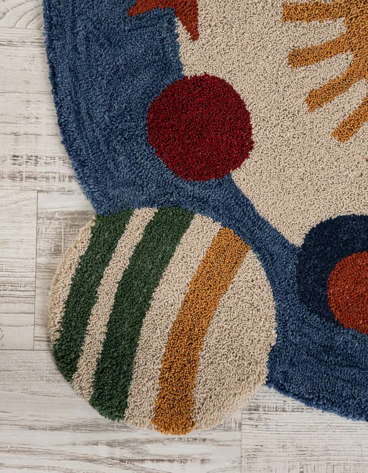 6' 1 x 6' 1 Handtufted Wool Square Rug
