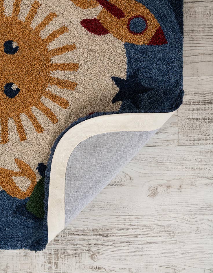 Detail image of 6' 1 x 6' 1 Handtufted Wool Square Rug