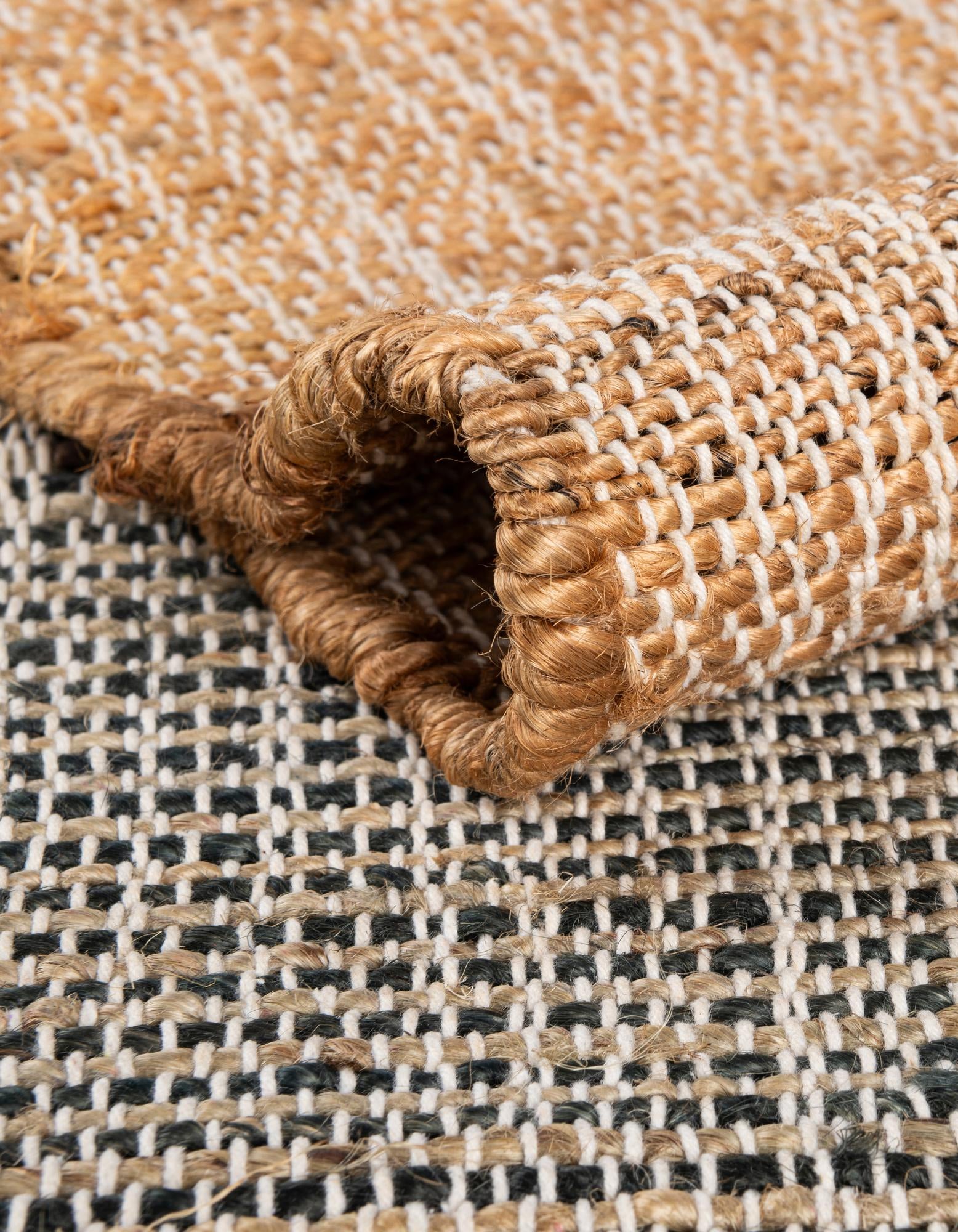 7' 10 x 7' 10 Hand Woven Kilim Jute Square Rug