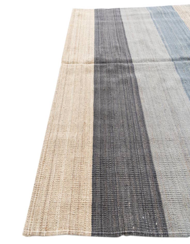 Detail image of 4' 6 x 4' 8  Hand Woven Kilim Modern Wool Square Rug