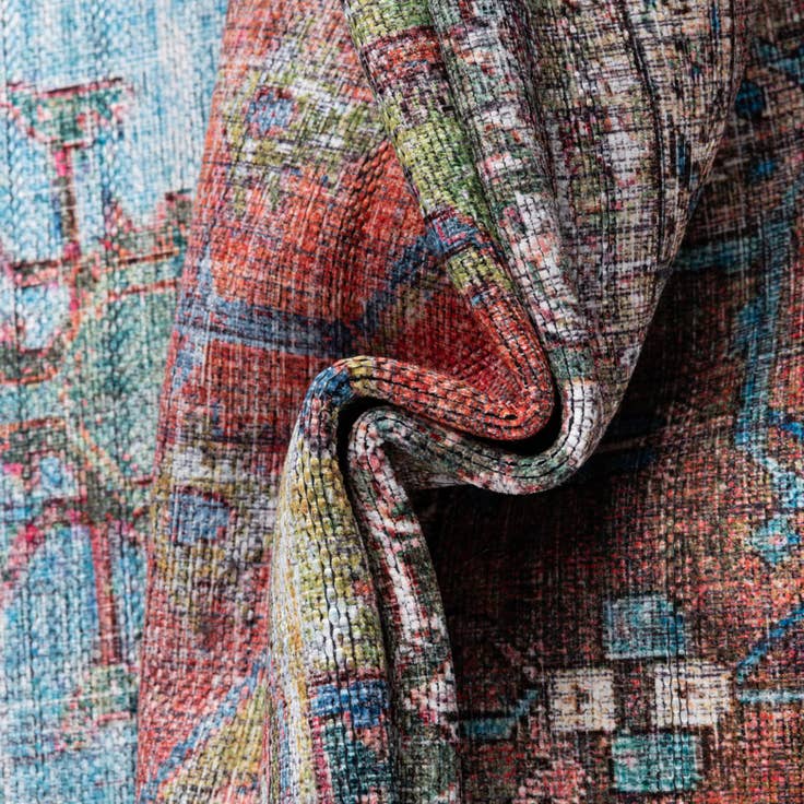 Detail image of 6' x 6' Washable Maahru Square Rug