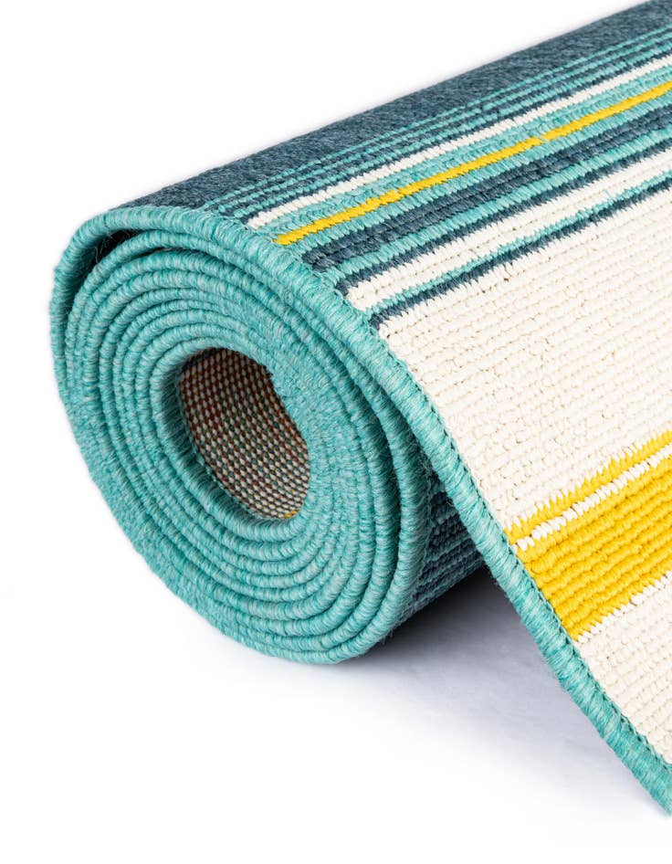 Detail image of 7' 10 x 7' 10  Washable Border Indoor / Outdoor Square Rug