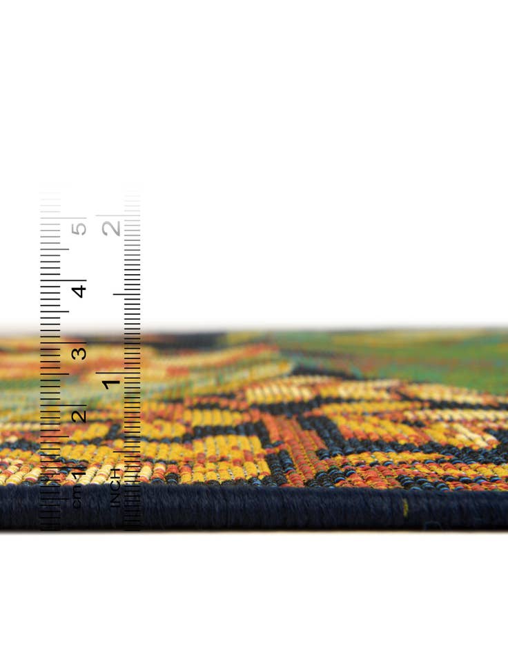 Detail image of 7' 10 x 7' 10  Washable Botanical Indoor / Outdoor Square Rug