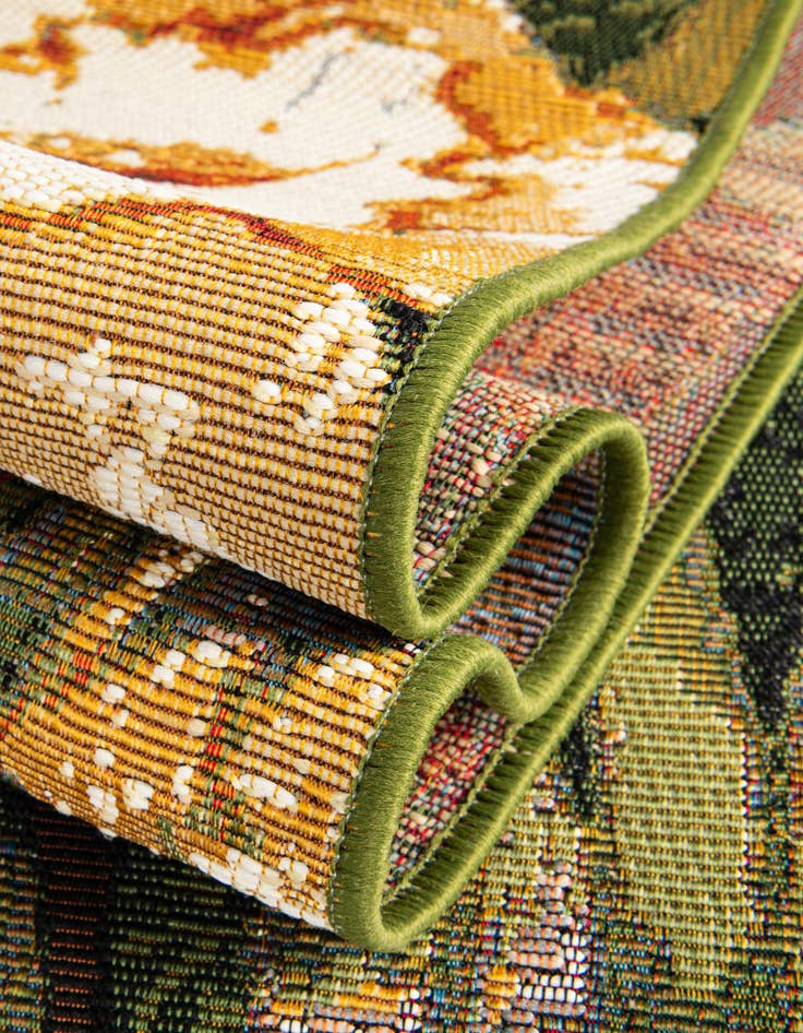 Detail image of 7' 10 x 7' 10 Easy-Clean Botanical Indoor / Outdoor Square Rug