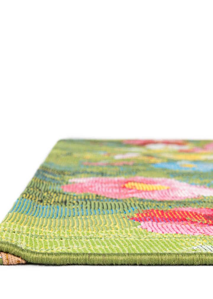 8' x 8' Easy-Clean Botanical Indoor / Outdoor Square Rug