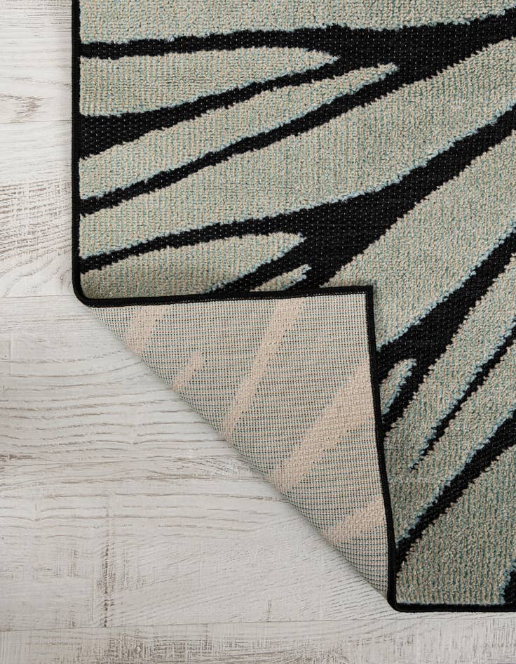 Detail image of 10' x 10' Easy-Clean Casablanca Indoor / Outdoor Square Rug