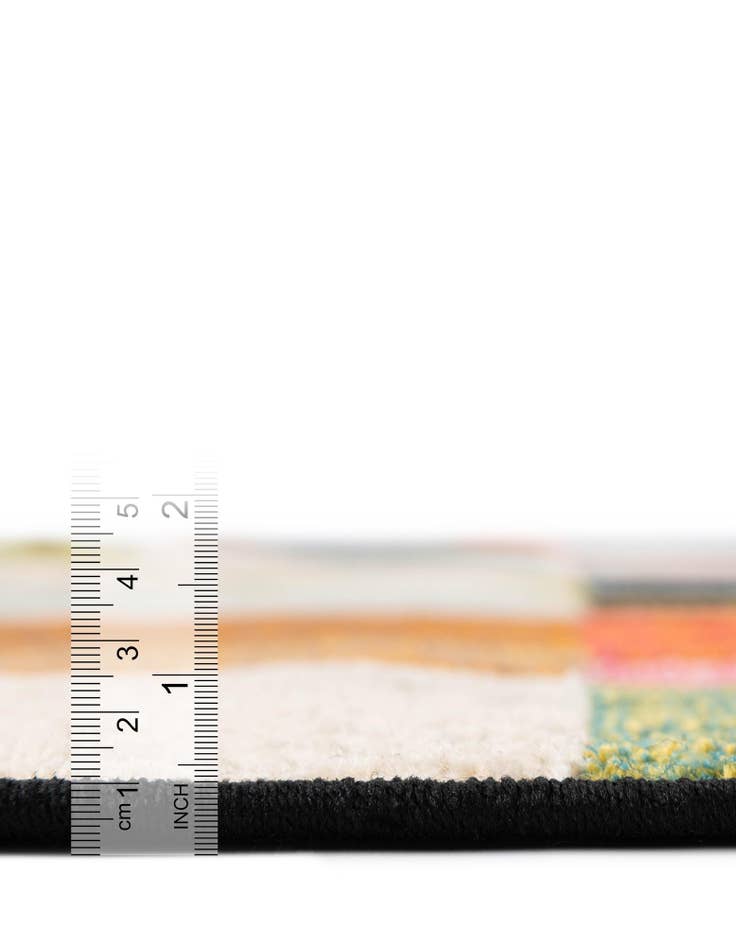 Detail image of 7' 10 x 7' 10 Easy-Clean Casablanca Indoor / Outdoor Square Rug