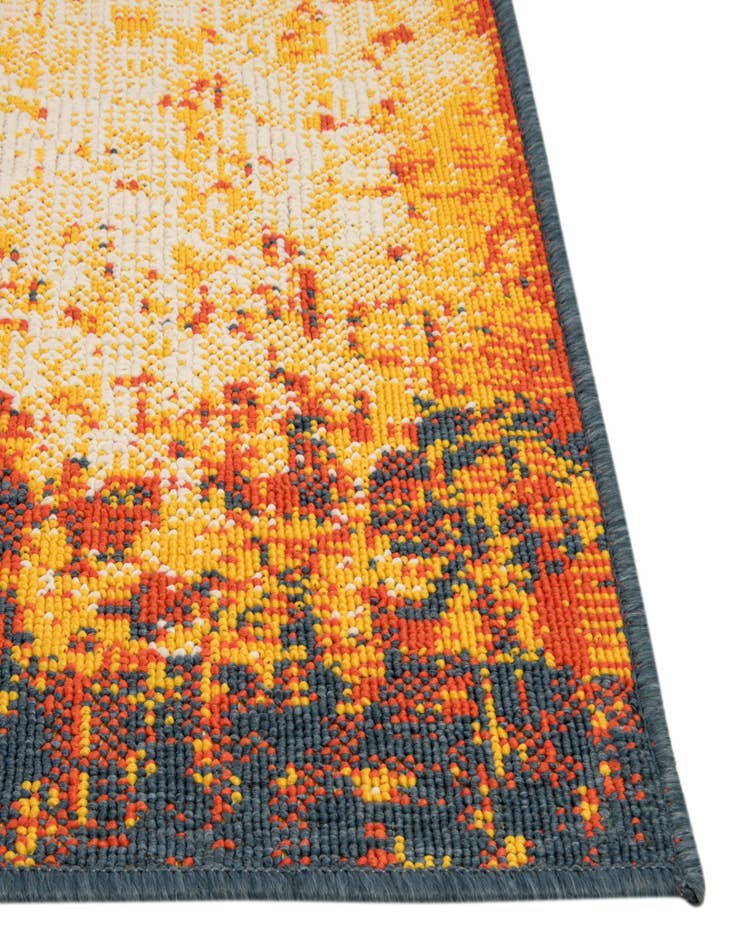 Detail image of 7' 10 x 7' 10  Washable Coastal Indoor / Outdoor Square Rug