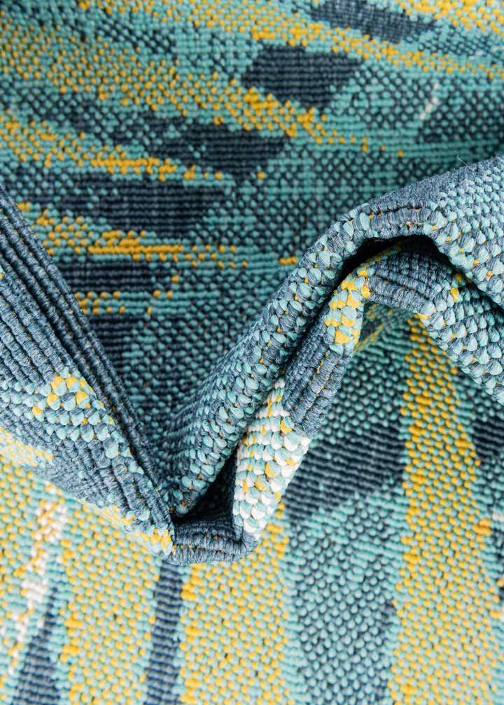 10' x 10' Easy-Clean Coastal Indoor / Outdoor Square Rug