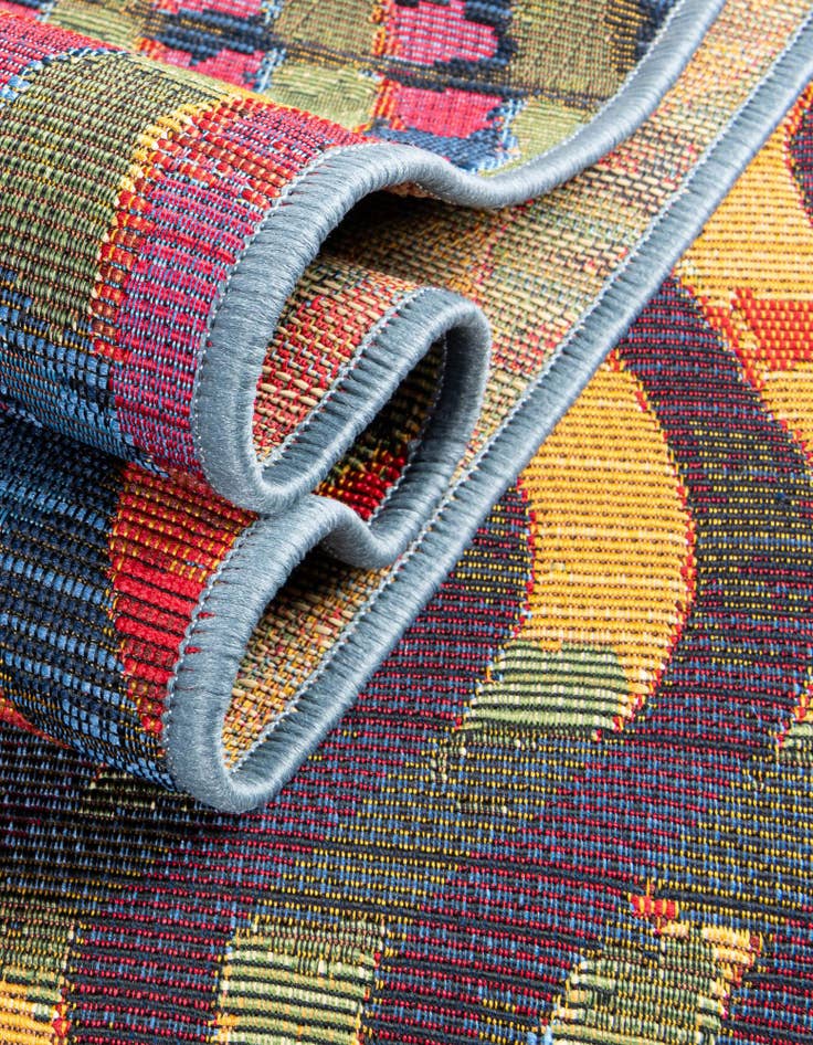 Detail image of 6' x 6'  Washable Modern Indoor / Outdoor Square Rug