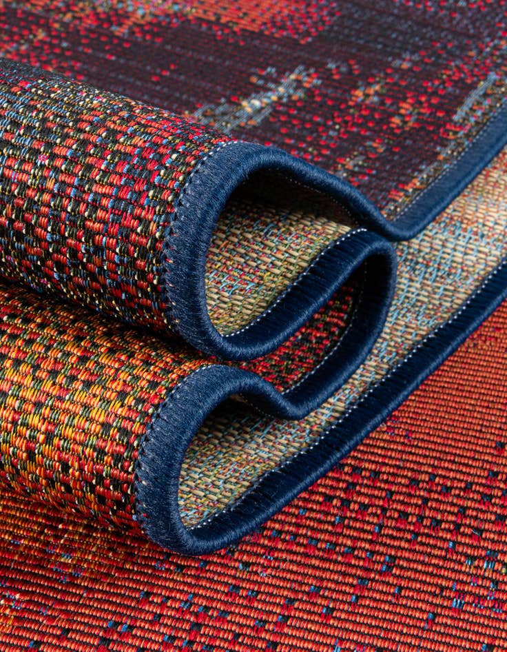 Detail image of 6' x 6'  Washable Modern Indoor / Outdoor Square Rug