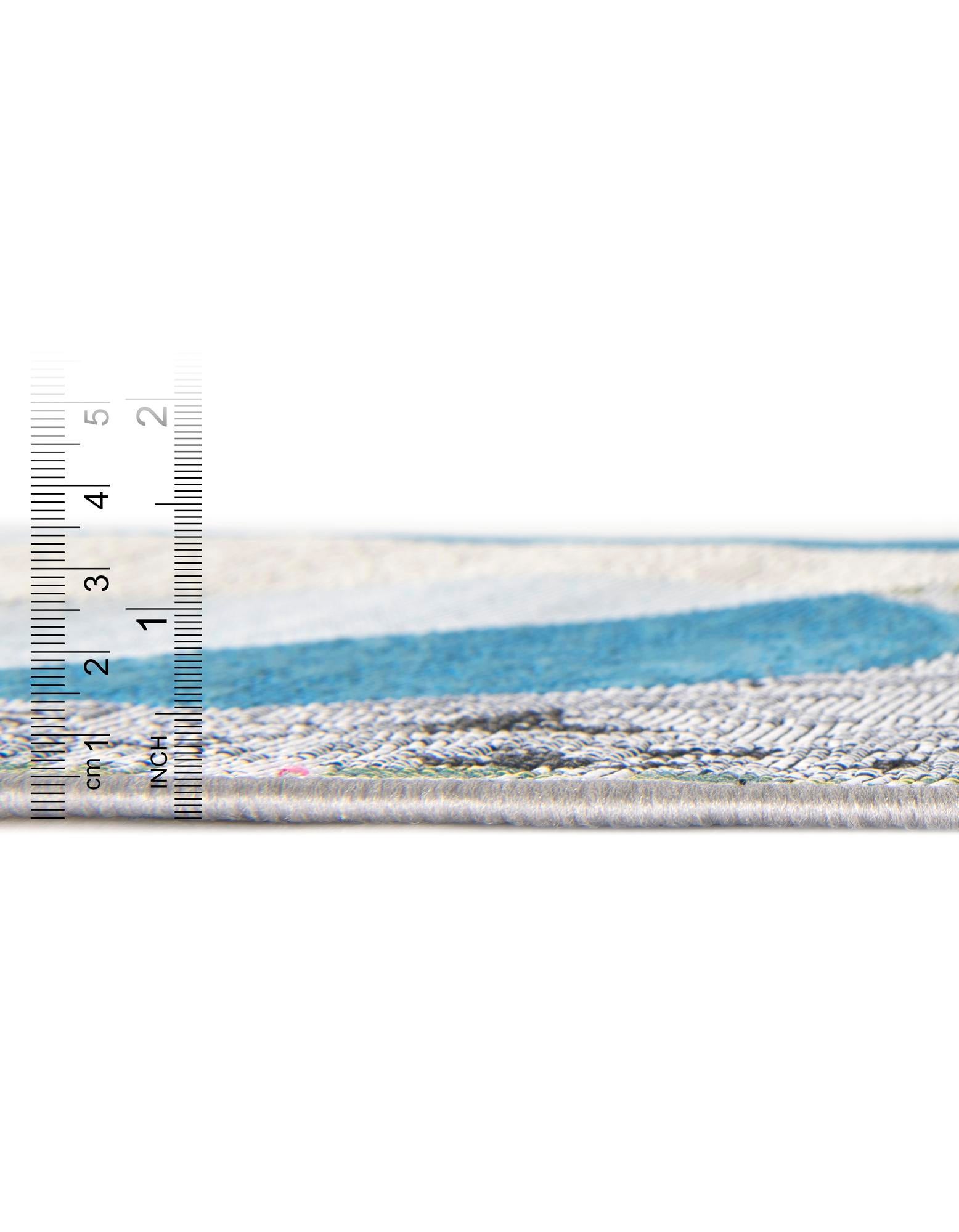 7' 10 x 7' 10 Easy-Clean Modern Indoor / Outdoor Square Rug