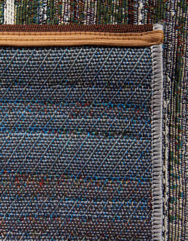 Detail image of 7' 10 x 7' 10 Easy-Clean Modern Indoor / Outdoor Square Rug