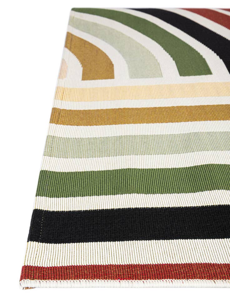 Detail image of 7' 10 x 7' 10 Easy-Clean Modern Indoor / Outdoor Square Rug