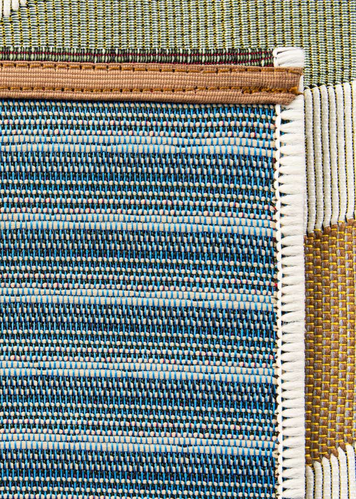 7' 10 x 7' 10 Easy-Clean Modern Indoor / Outdoor Square Rug